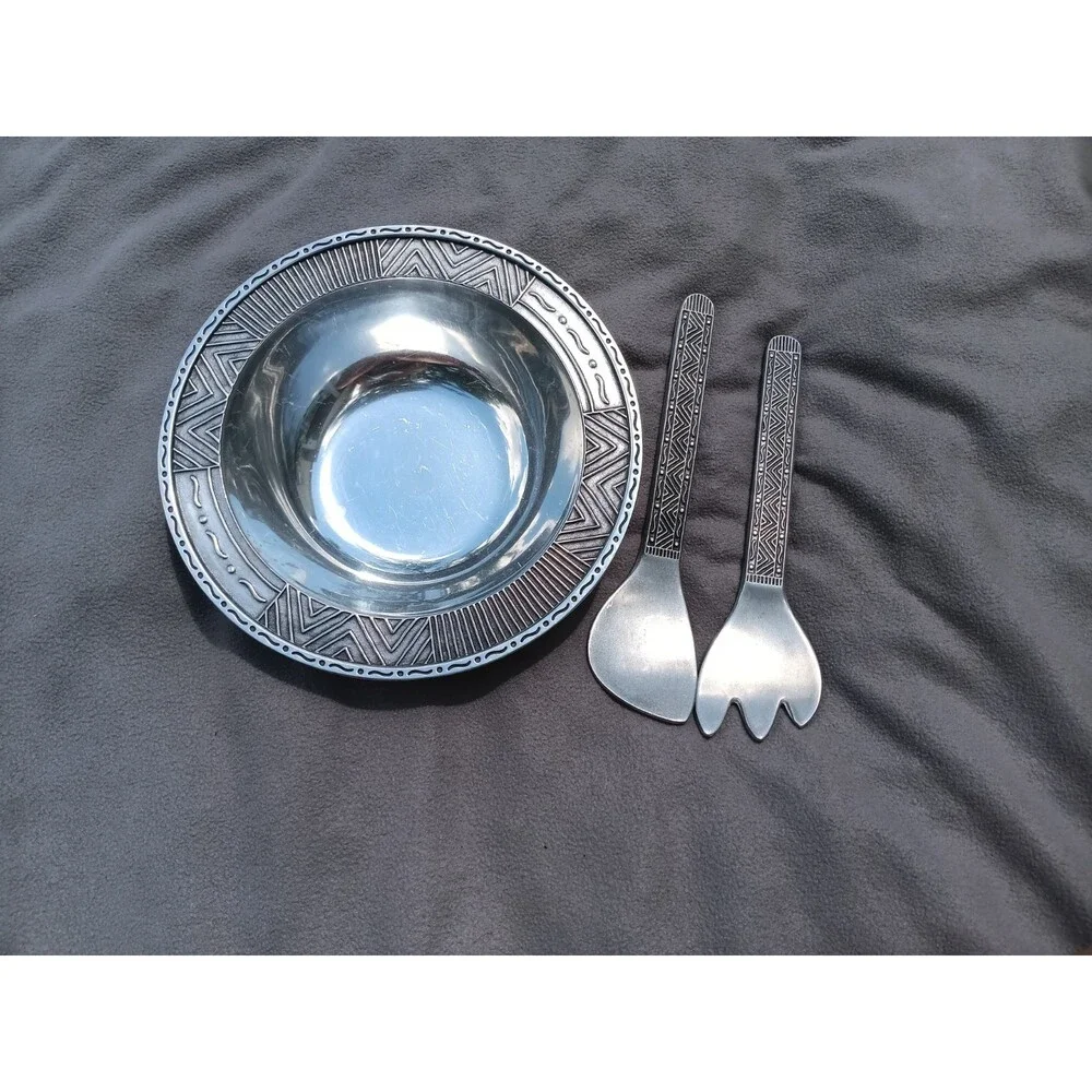 VINTAGE Wilton Armetale 2004 LARGE 14.75